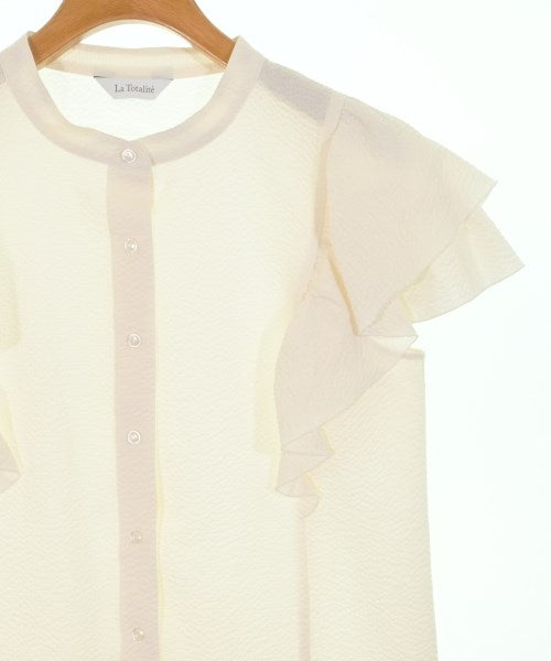 La TOTALITE เสื้อลำลอง