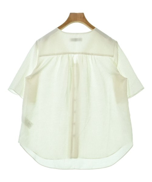 La TOTALITE เสื้อลำลอง