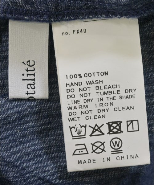 La TOTALITE เสื้อลำลอง