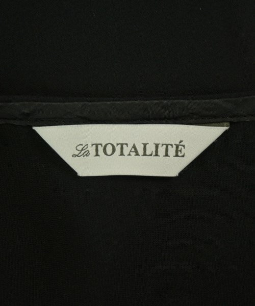 La TOTALITE เสื้อสตรี