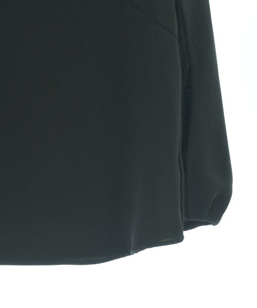 La TOTALITE เสื้อสตรี