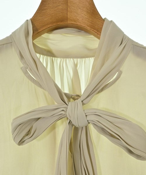 La TOTALITE เสื้อสตรี