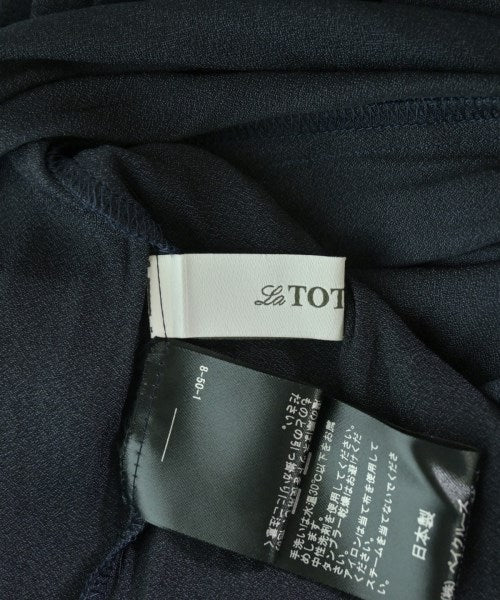 La TOTALITE เสื้อสตรี