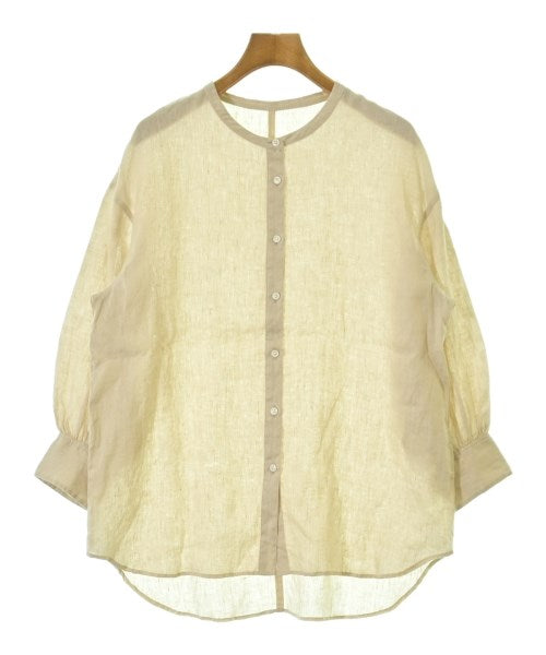 La TOTALITE เสื้อลำลอง
