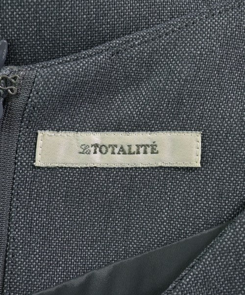 La TOTALITE ชุดเดรส