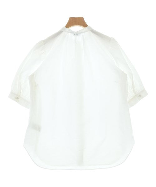 La TOTALITE เสื้อลำลอง