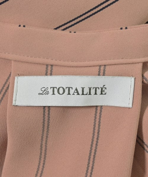 La TOTALITE เสื้อสตรี