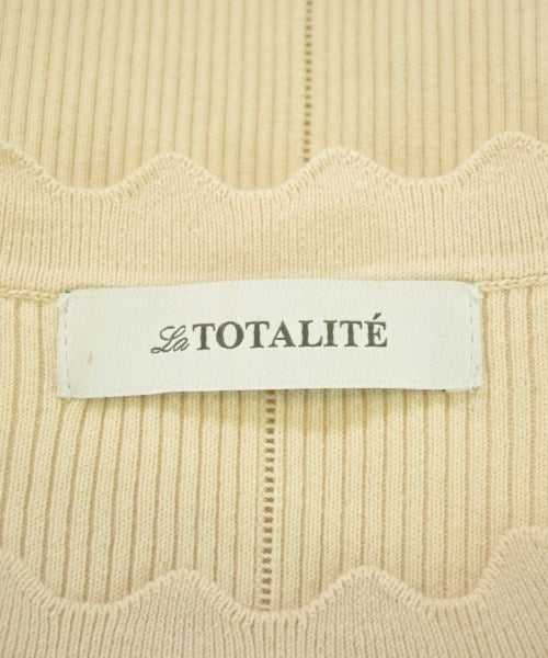 La TOTALITE เสื้อแขนกุด