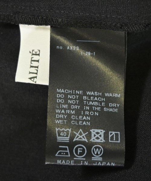 La TOTALITE เสื้อสตรี
