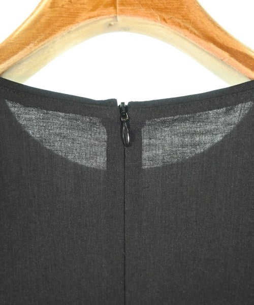 La TOTALITE เสื้อสตรี