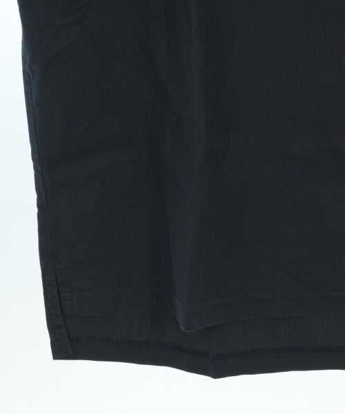 BASISBROEK เสื้อลำลอง