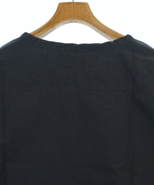 BASISBROEK เสื้อลำลอง