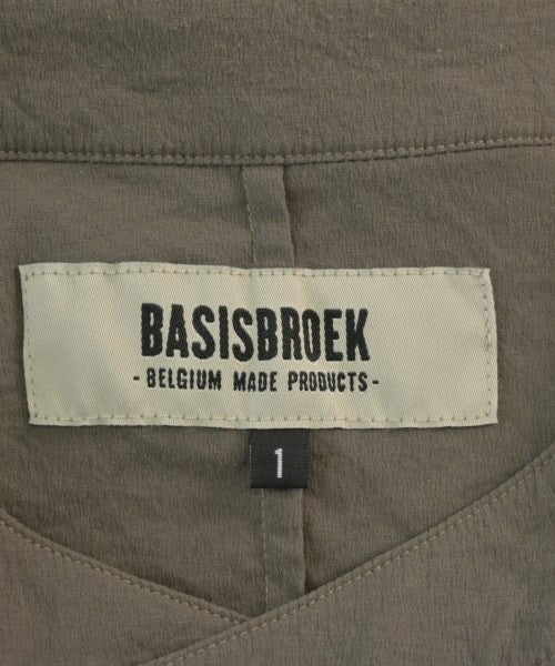 BASISBROEK เสื้อลำลอง