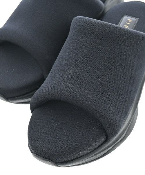 Pippichic รองเท้าแตะ