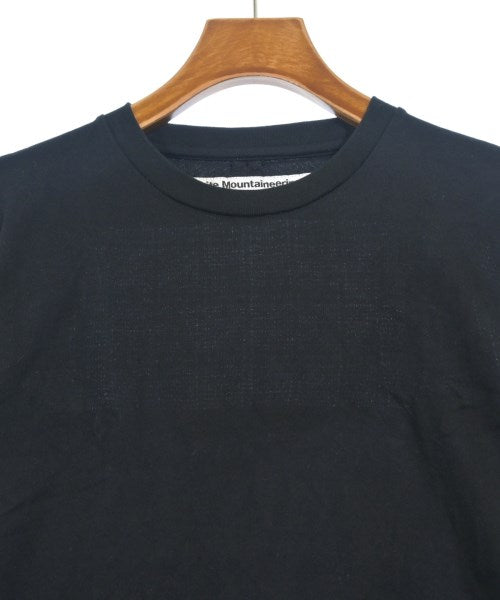 White Mountaineering เสื้อยืด/เสื้อท็อปส์