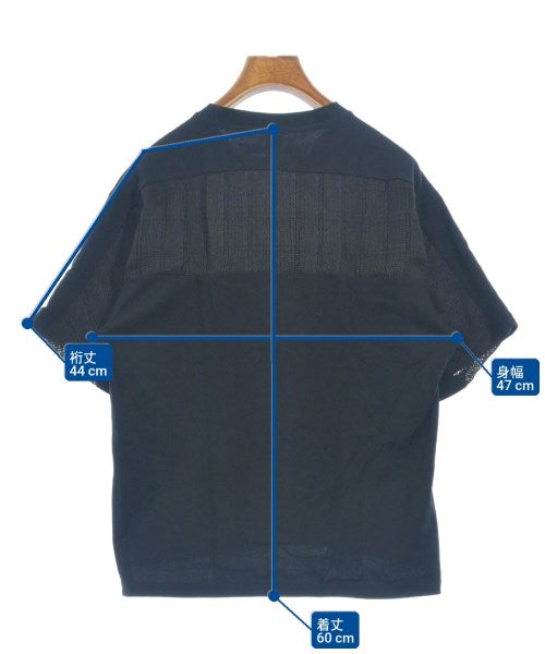 White Mountaineering เสื้อยืด/เสื้อท็อปส์