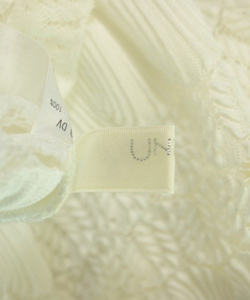 UNIVERVAL MUSE เสื้อกันหนาว