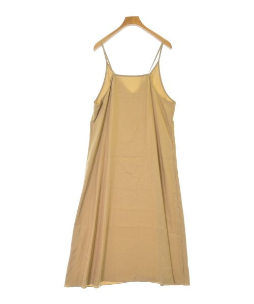 PARIGOT ชุดเดรส