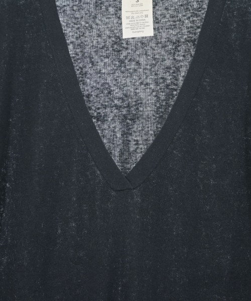 Agnes b. เสื้อกันหนาว