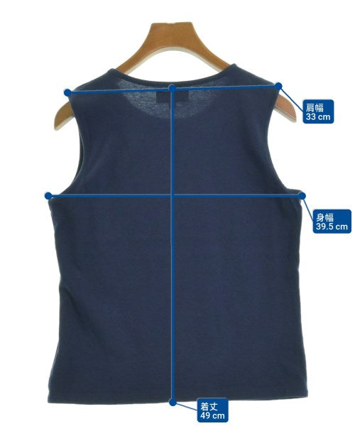 Agnes b. เสื้อกล้าม