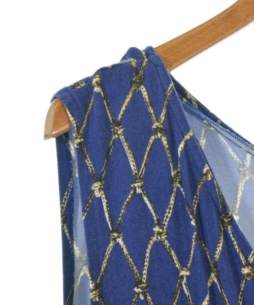 Agnes b. ชุดเดรส