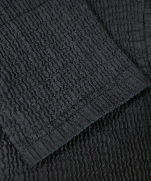 Agnes b. แจ็คเก็ตเบลาส์ อื่น