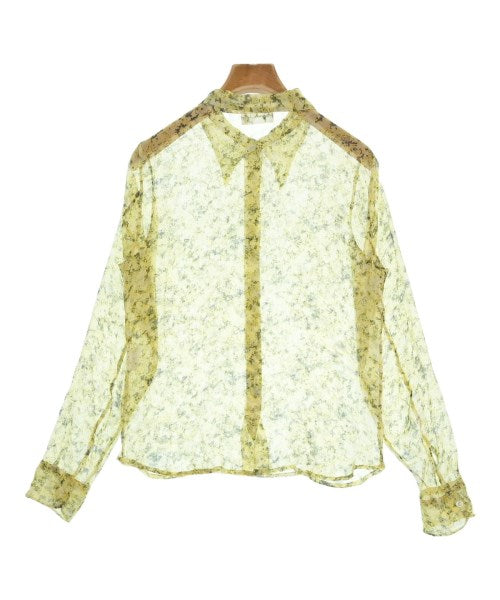 Agnes b. เสื้อลำลอง