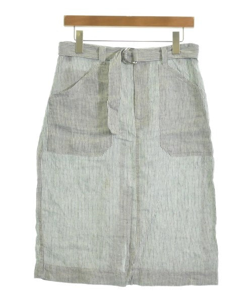 Agnes b. กระโปรงยาวถึงเข่า