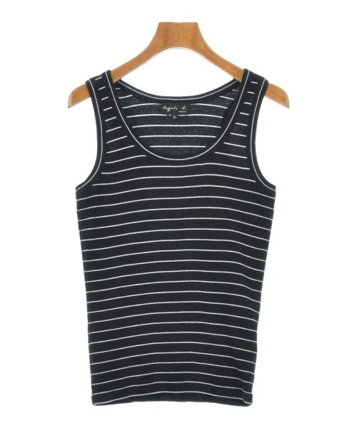 Agnes b. เสื้อกล้าม