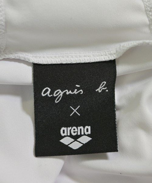 Agnes b. เสื้อฮู้ด