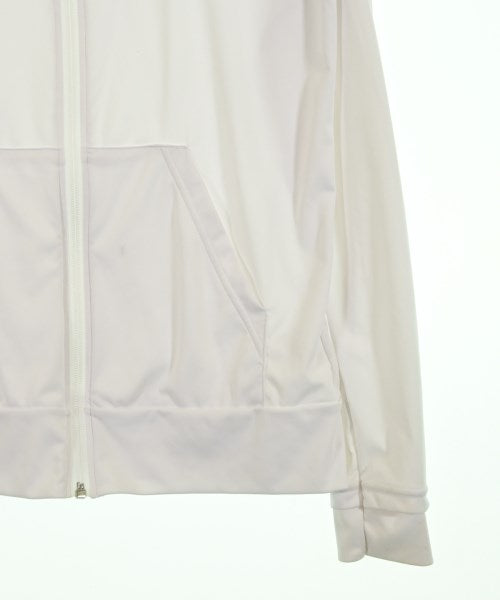 Agnes b. เสื้อฮู้ด