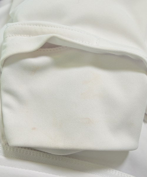 Agnes b. เสื้อฮู้ด