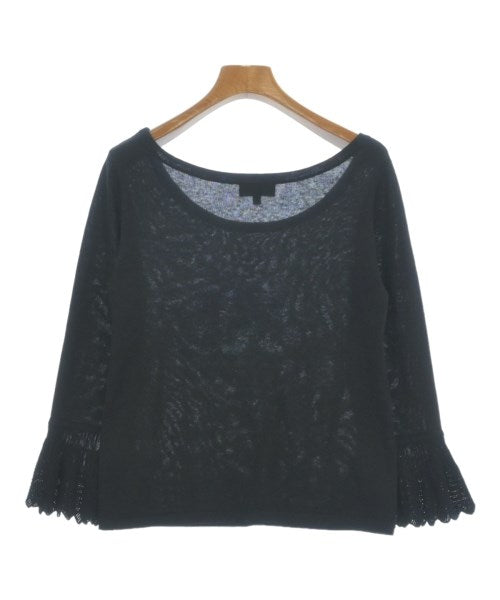 Agnes b. เสื้อกันหนาว