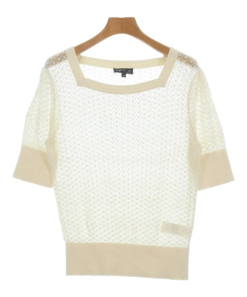 Agnes b. เสื้อกันหนาว