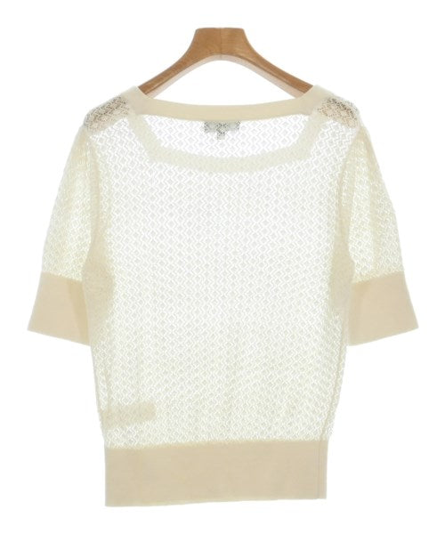 Agnes b. เสื้อกันหนาว
