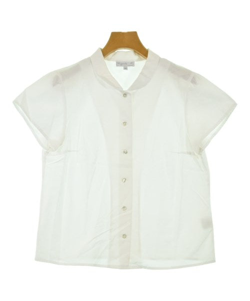 Agnes b. เสื้อลำลอง