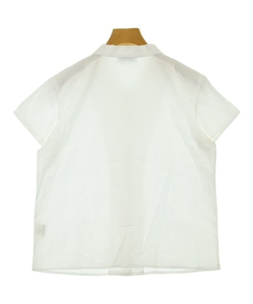 Agnes b. เสื้อลำลอง