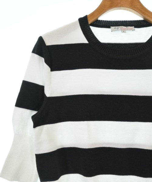 Agnes b. เสื้อกันหนาว