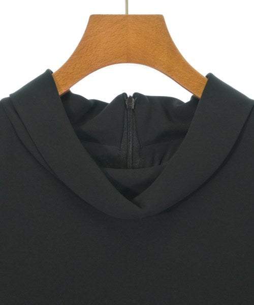 Agnes b. ชุดเดรส