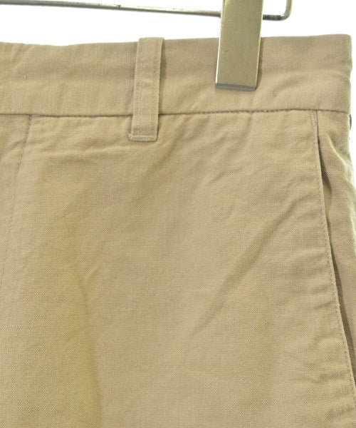 Agnes b. กางเกงขาสั้น