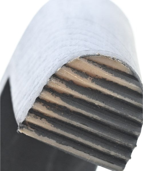 Agnes b. รองเท้าแตะ