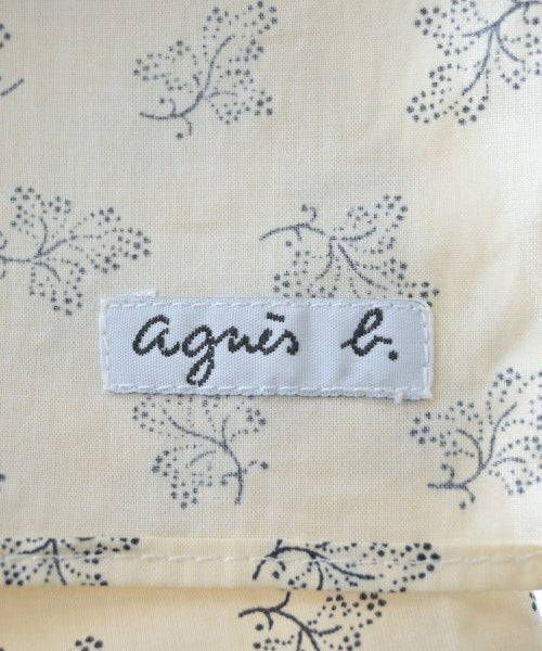 Agnes b. ผ้าคลุมไหล่