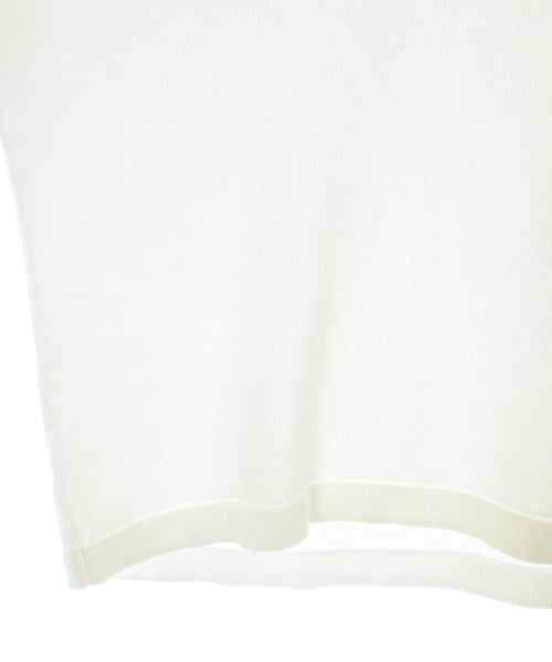 Agnes b. เสื้อกันหนาว