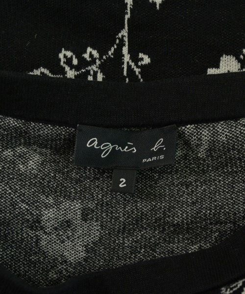 Agnes b. กระโปรงสั้น