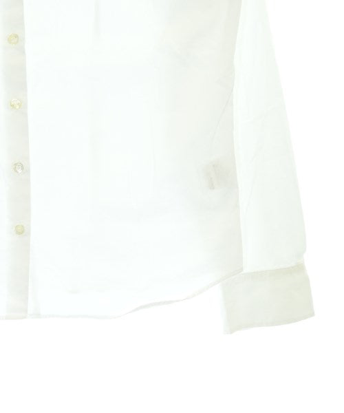 Agnes b. เสื้อลำลอง