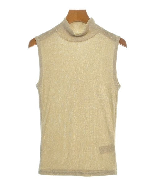 Agnes b. เสื้อกันหนาว