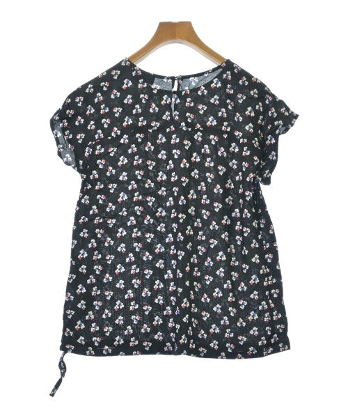 Agnes b. เสื้อสตรี