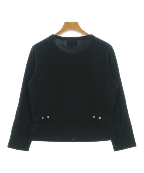 Agnes b. เสื้อคาร์ดิแกน