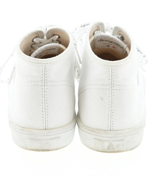 Agnes b. รองเท้าผ้าใบ