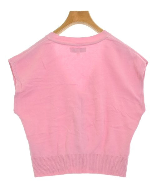 Agnes b. เสื้อแขนกุด